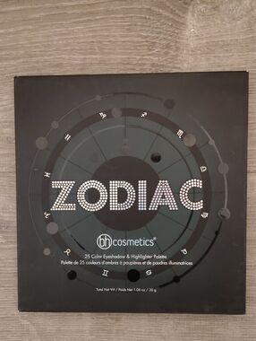 BH Cosmetics Zodiac Eyeshadow & Highlighter Palette - Purple